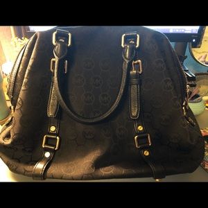 Michale Kors purse